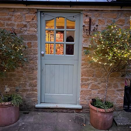 Ellesmere House Castle Cary Exterior photo